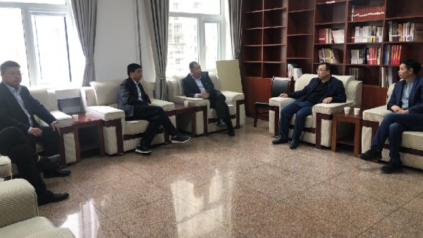 公司领导赴庆阳业务部指导工作