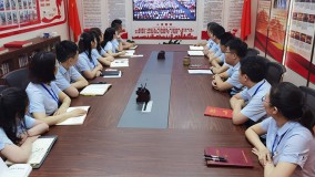 小额贷款公司组织集中观看庆祝中国共产党成立100周年大会