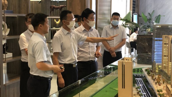 金融资本集团党委副书记、总经理谢瑾仁一行深入小额贷款公司天水业务部调研指导工作